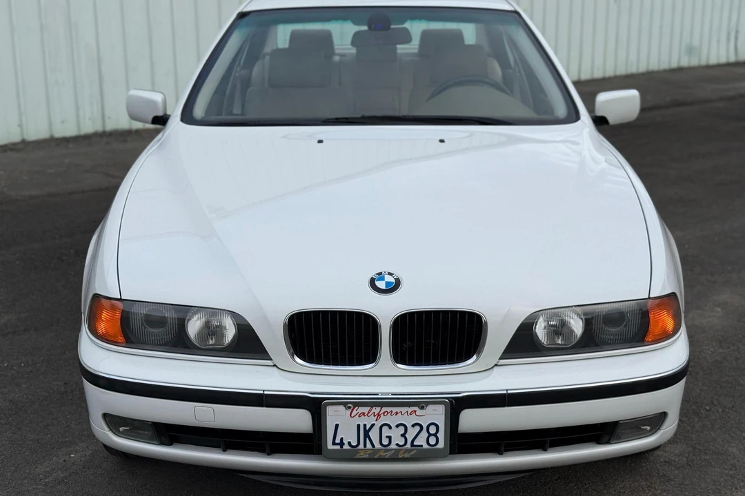2000 BMW E39 5 Series - Image 2 of 31