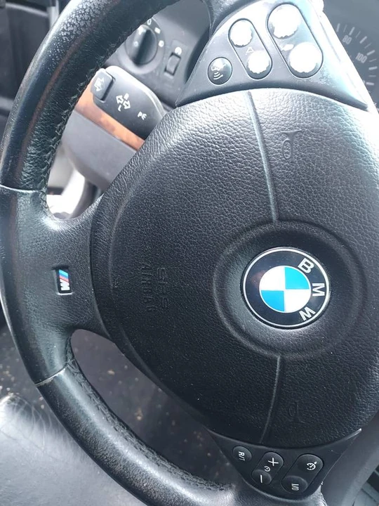 2000 BMW E39 540i - Image 11 of 13