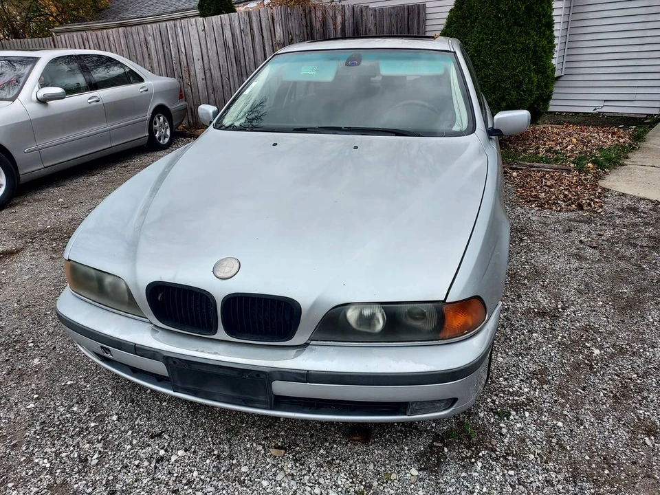 2000 BMW E39 540i - Image 8 of 13