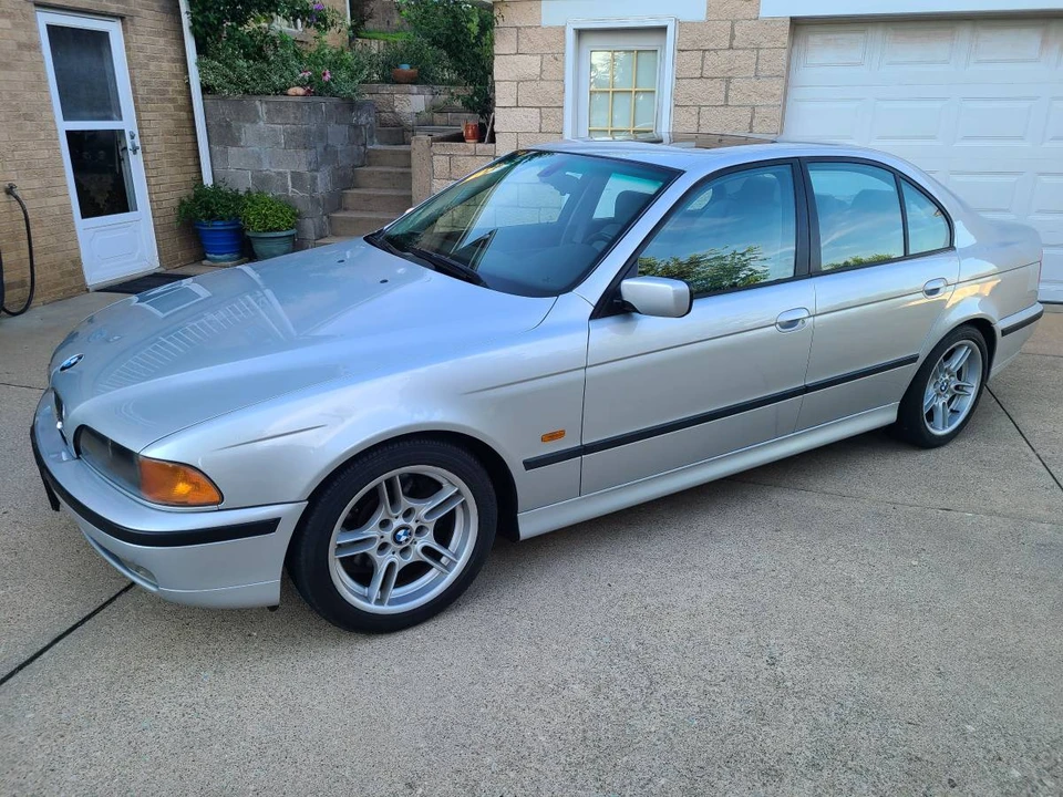 2000 BMW E39 540i - Image 3 of 23