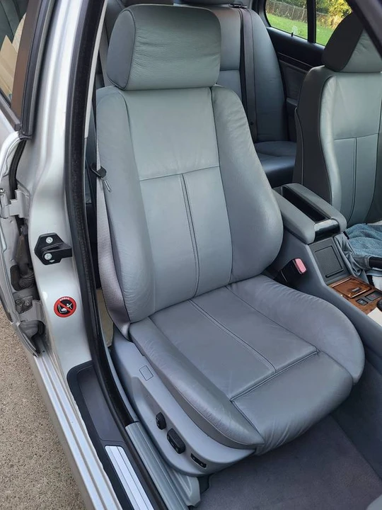 2000 BMW E39 540i - Image 9 of 23