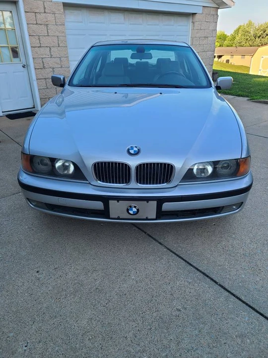 2000 BMW E39 540i - Image 2 of 23