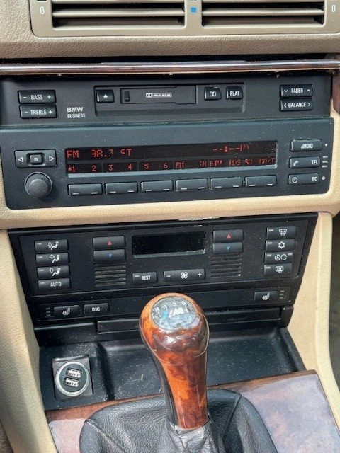 2000 BMW E39 540i - Image 12 of 19