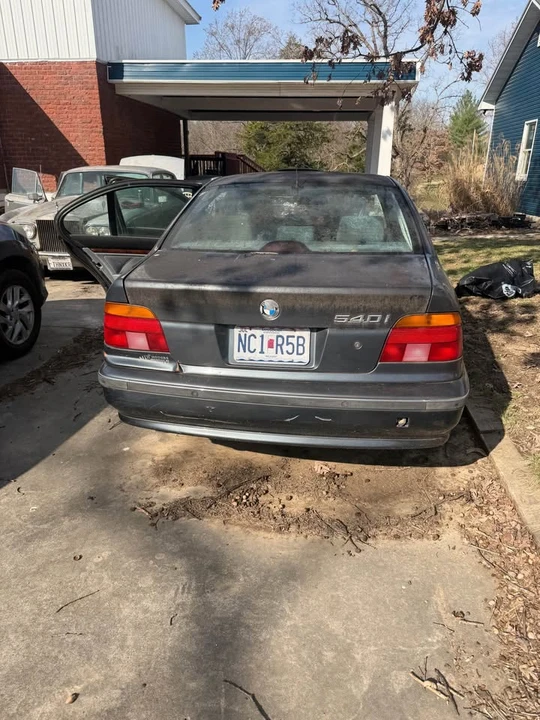 2000 BMW E39 540i - Image 3 of 8