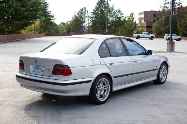 2000 BMW E39 540i - Image 3 of 11