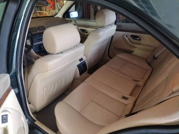 2000 BMW E39 540i - Image 12 of 13