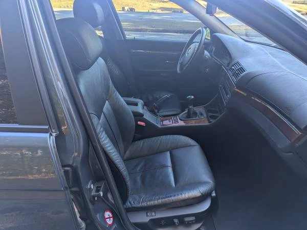 2000 BMW E39 540i - Image 14 of 18
