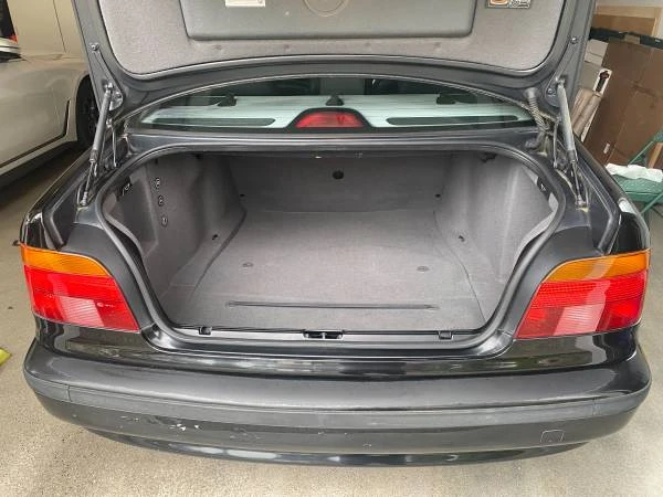 2000 BMW E39 540i - Image 16 of 18