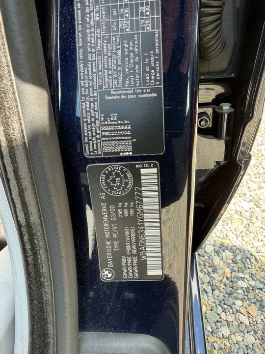 2000 BMW E39 540i - Image 17 of 24