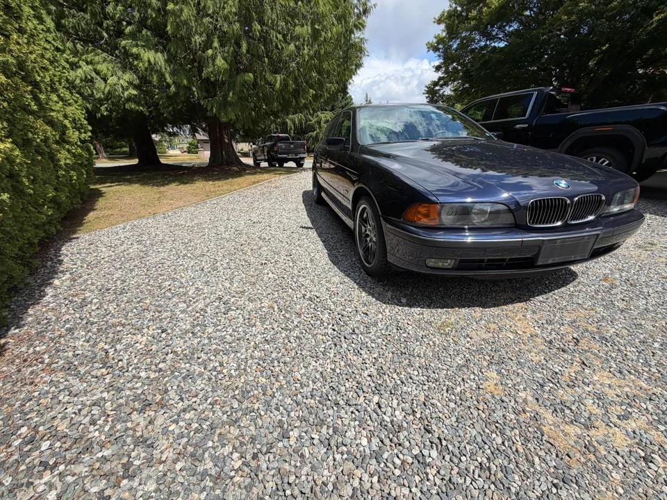 2000 BMW E39 540i - Image 3 of 24