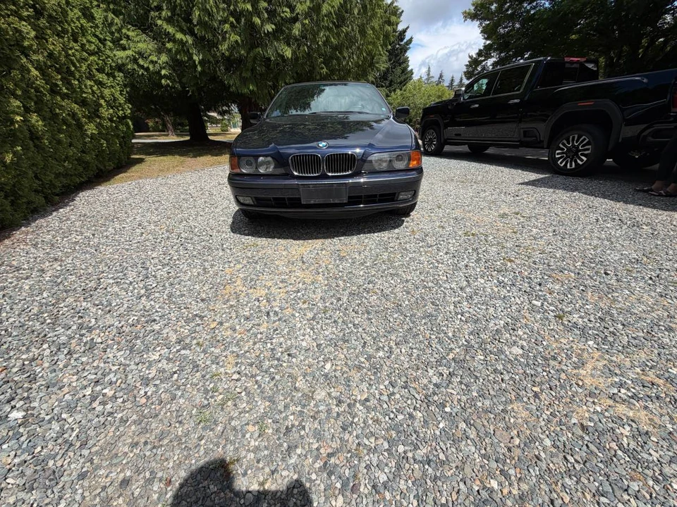 2000 BMW E39 540i - Image 13 of 24