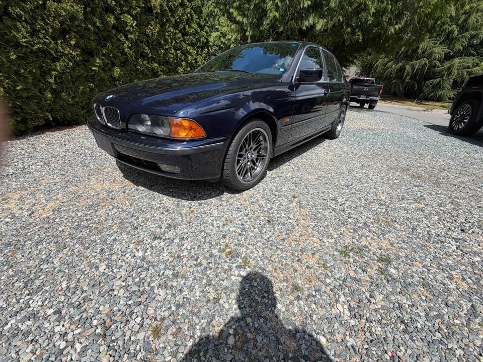 2000 BMW E39 540i - Image 2 of 24