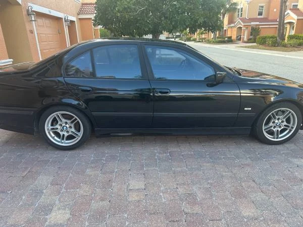 2000 BMW E39 540i - Image 4 of 11