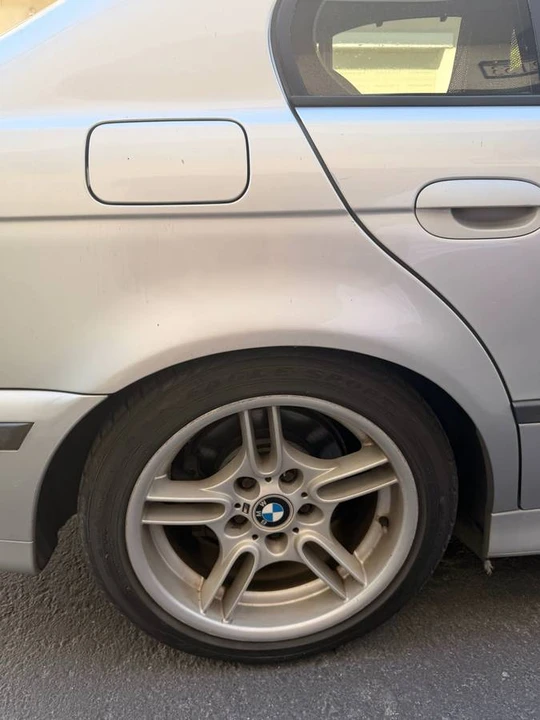 2000 BMW E39 540i - Image 3 of 12