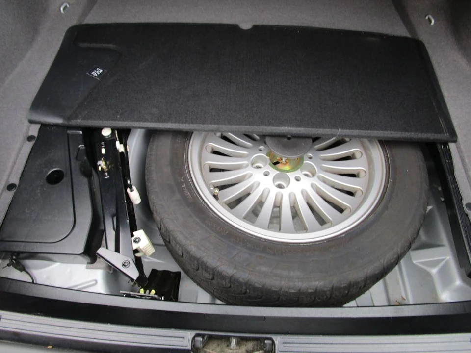 2000 BMW E39 540i - Image 20 of 22