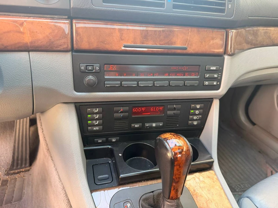 2000 BMW E39 540i - Image 6 of 12