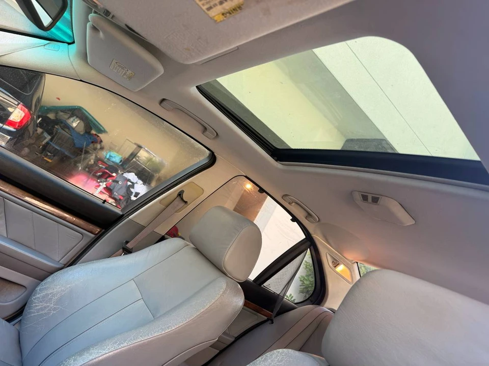 2000 BMW E39 540i - Image 4 of 12
