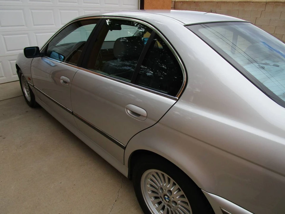 2000 BMW E39 540i - Image 4 of 22