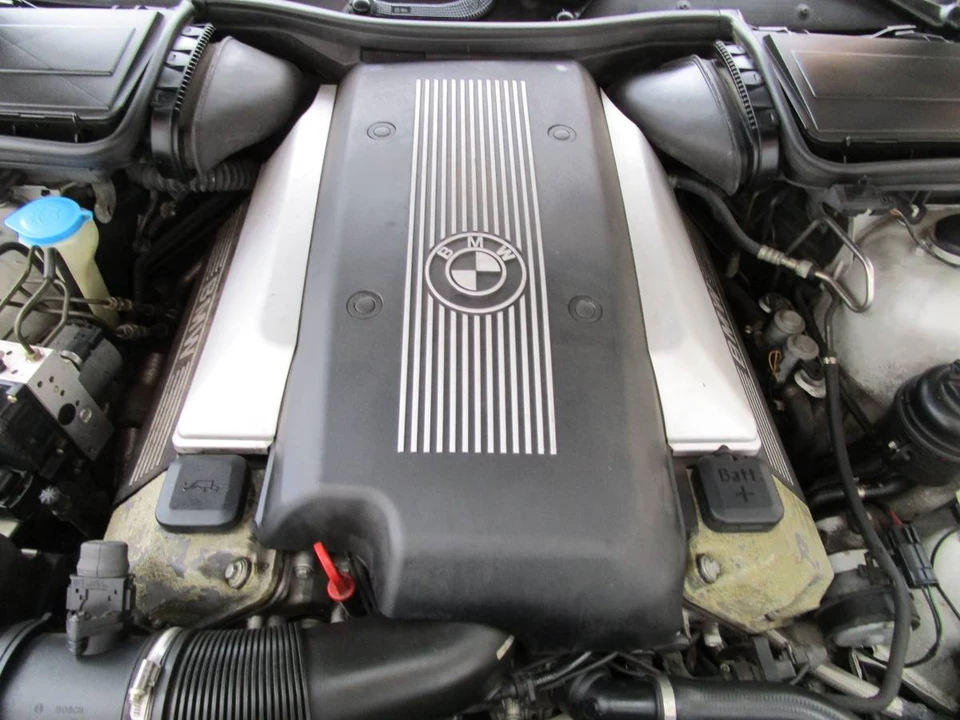 2000 BMW E39 540i - Image 21 of 22