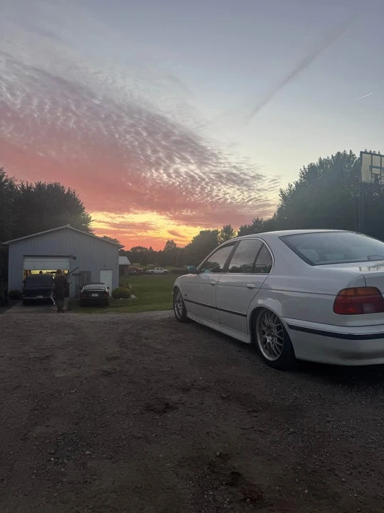 2000 BMW E39 540i - Image 5 of 5