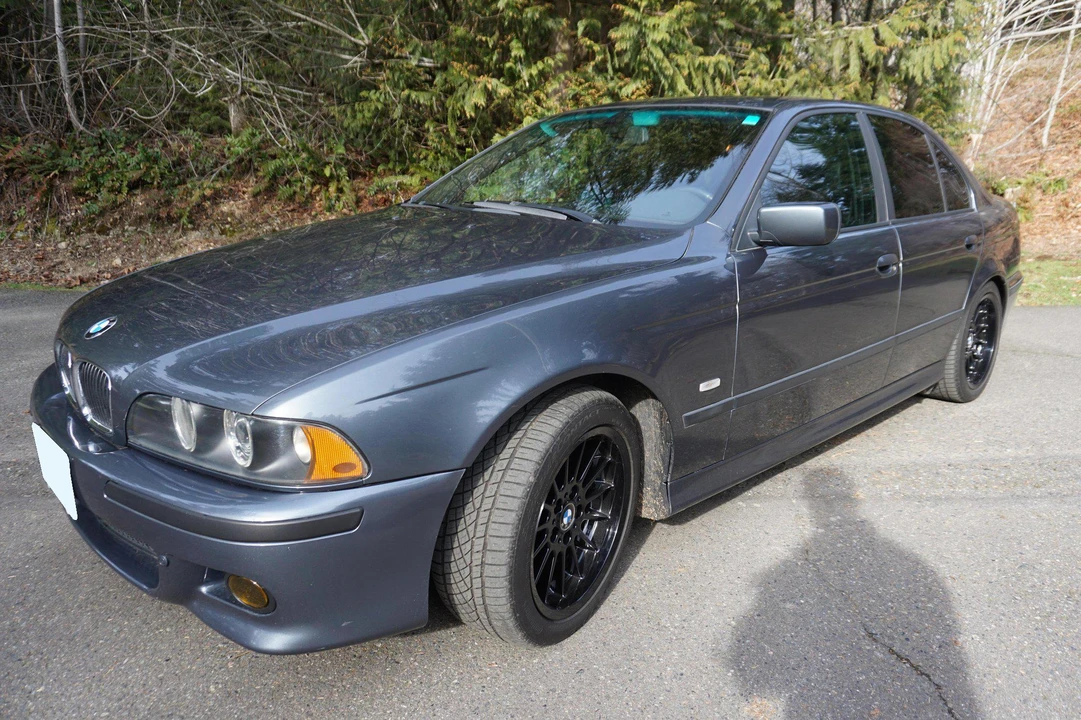 2000 BMW E39 540i - Image 11 of 26