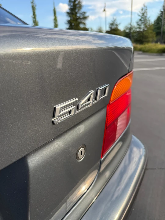 2000 BMW E39 540i - Image 28 of 31