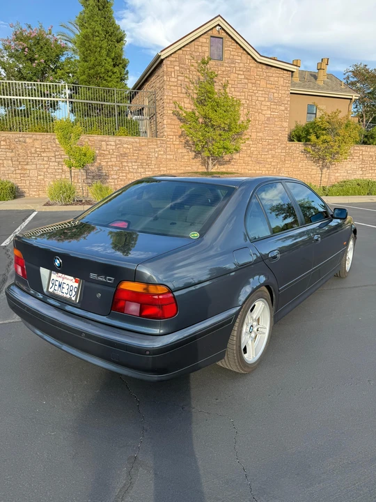 2000 BMW E39 540i - Image 14 of 31