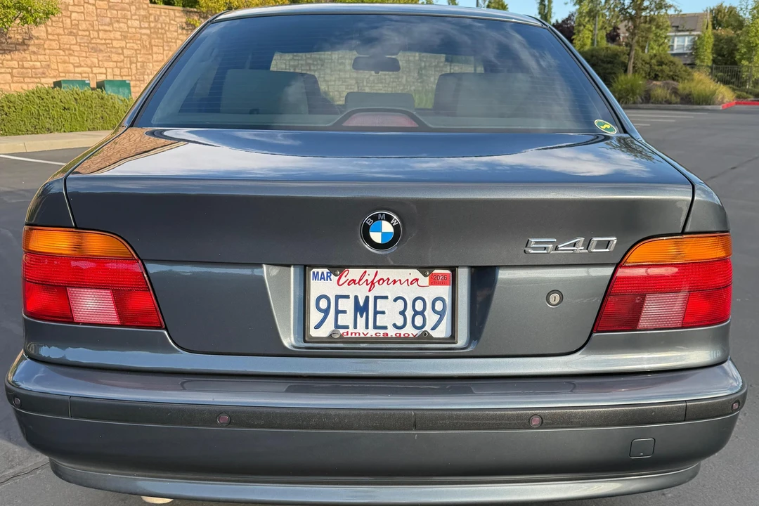 2000 BMW E39 540i - Image 5 of 31