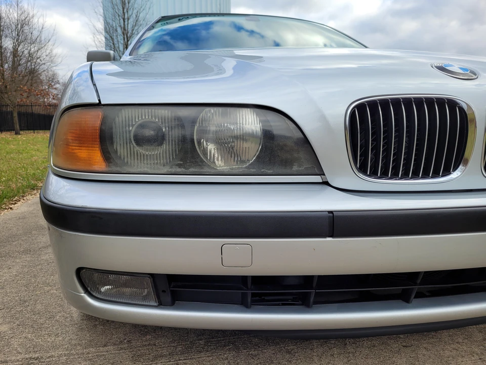 2000 BMW E39 540i - Image 19 of 31