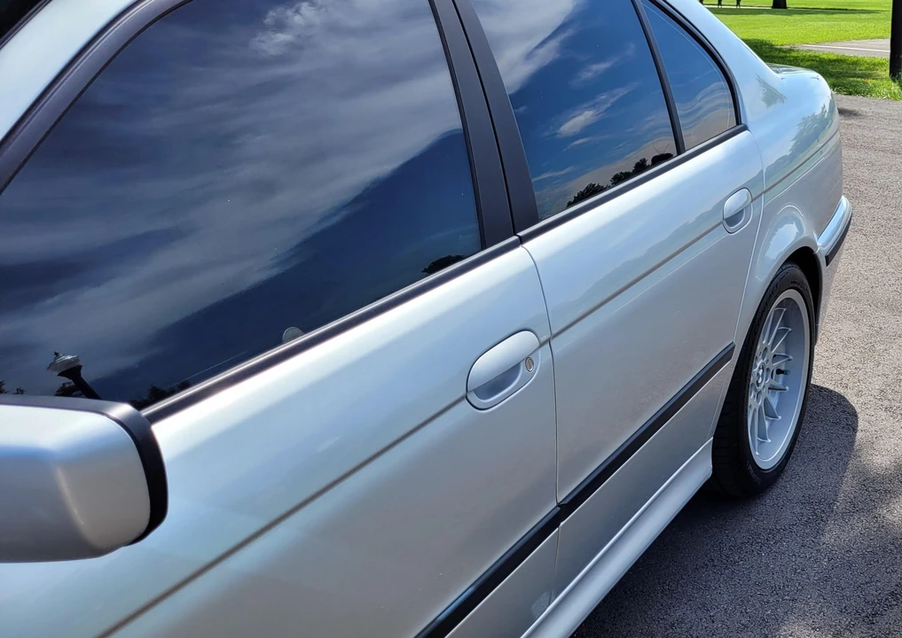 2000 BMW E39 540i - Image 27 of 31