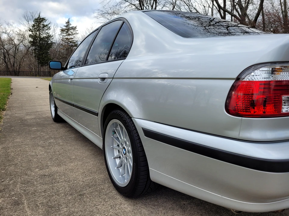 2000 BMW E39 540i - Image 29 of 31
