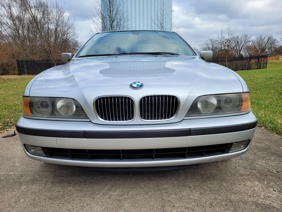 2000 BMW E39 540i - Image 8 of 31