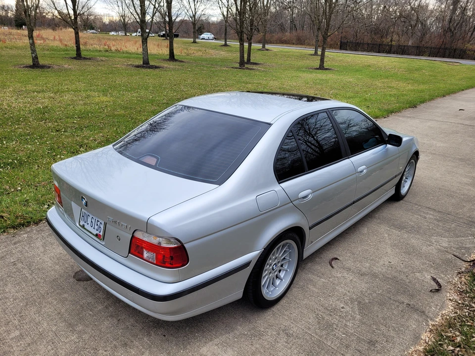 2000 BMW E39 540i - Image 15 of 31