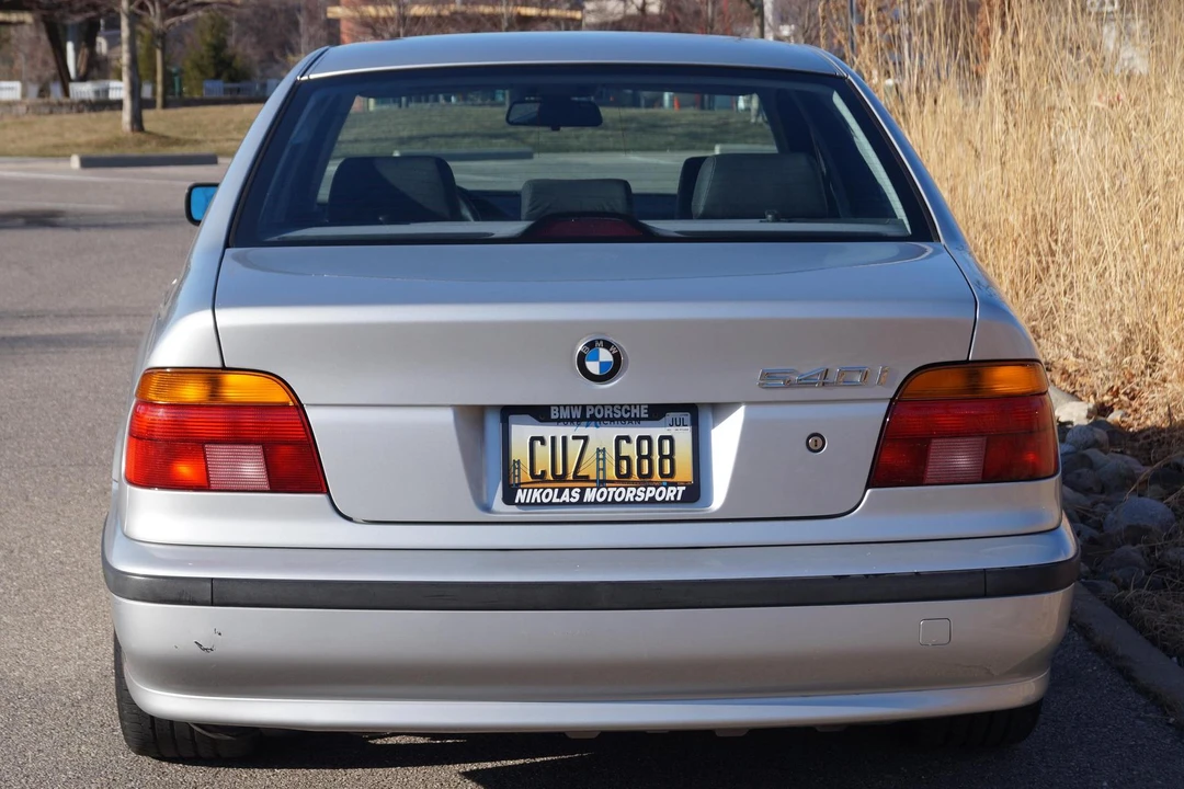 2000 BMW E39 540i - Image 5 of 13