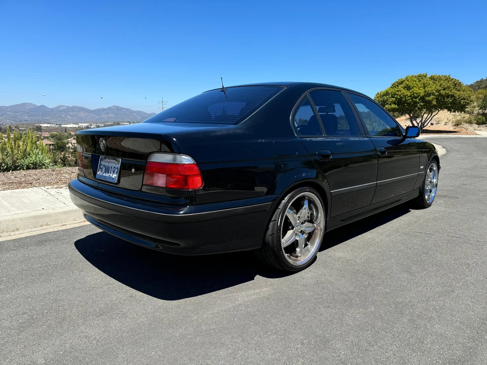 2000 BMW E39 540i - Image 8 of 31