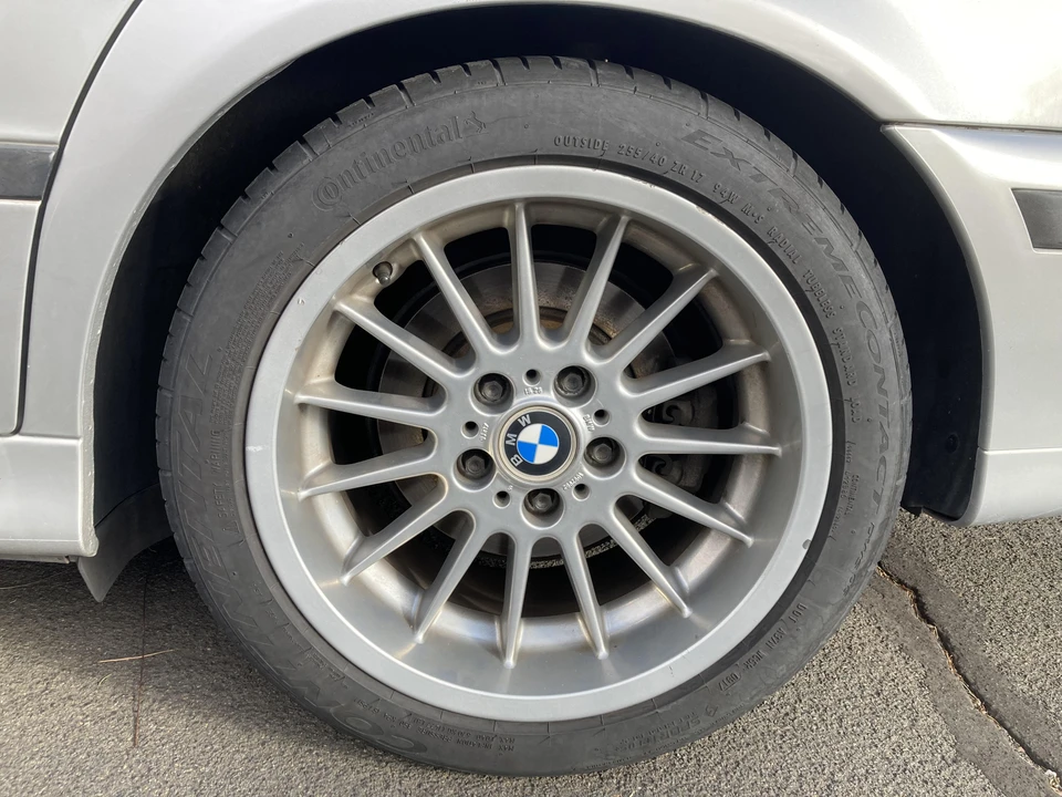 2000 BMW E39 540i - Image 29 of 31