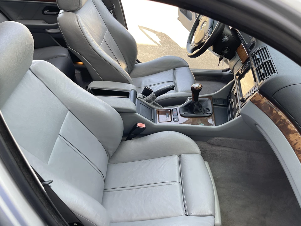 2000 BMW E39 540i - Image 29 of 31