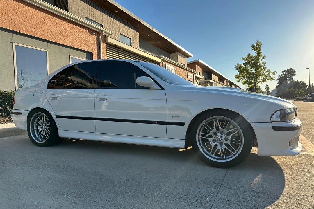 2000 BMW E39 540i - Image 3 of 31
