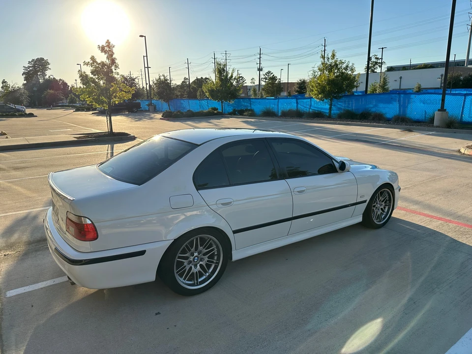 2000 BMW E39 540i - Image 17 of 31