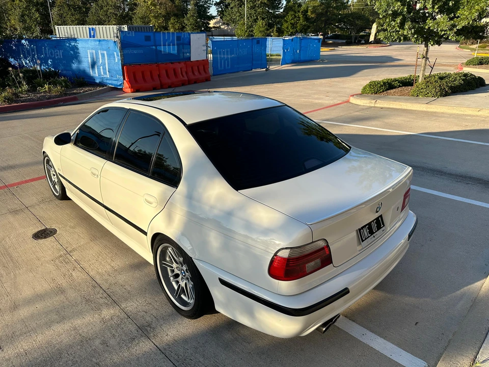 2000 BMW E39 540i - Image 11 of 31