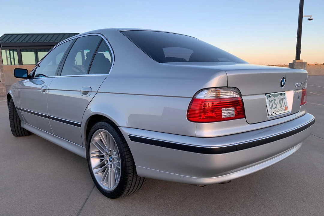 2000 BMW E39 540i - Image 9 of 31