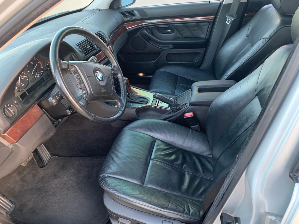 2000 BMW E39 540i - Image 29 of 31