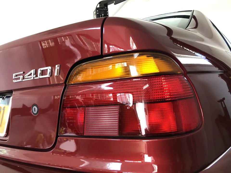 2000 BMW E39 540i - Image 30 of 31