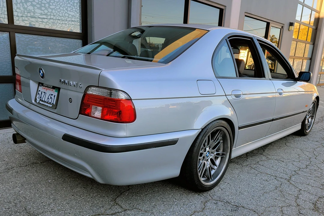 2000 BMW E39 540i - Image 4 of 31