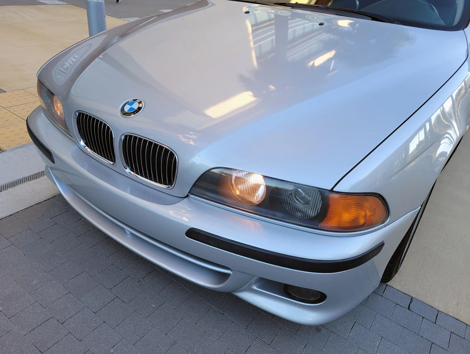 2000 BMW E39 540i - Image 25 of 31