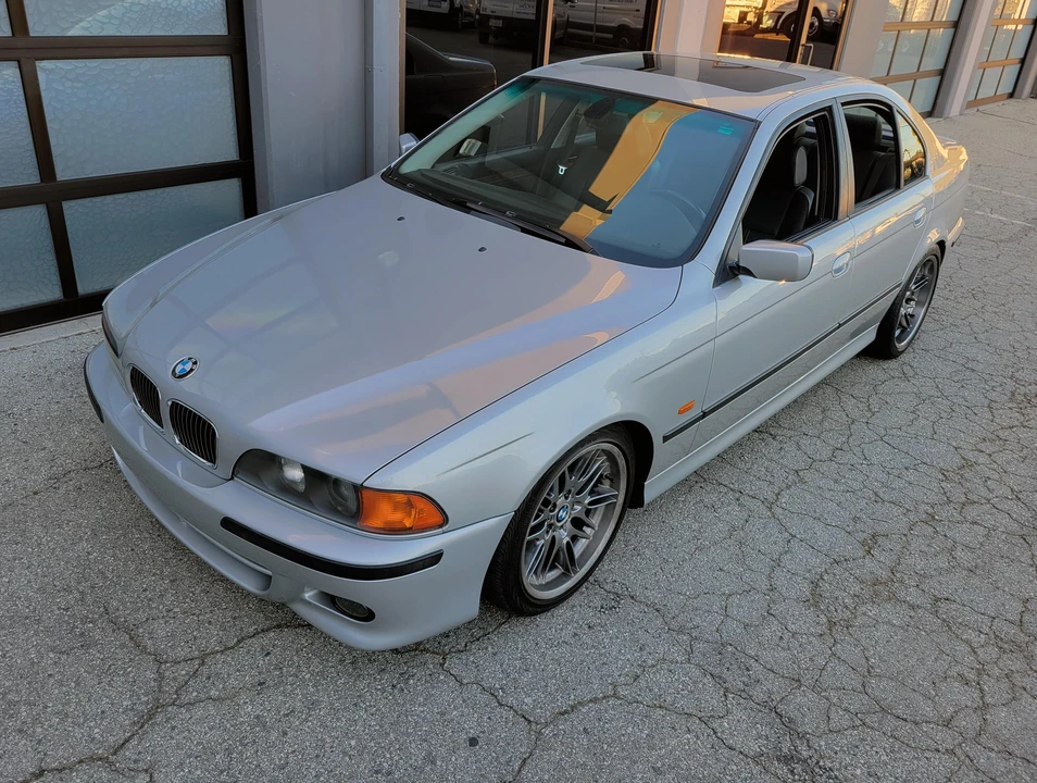 2000 BMW E39 540i - Image 7 of 31