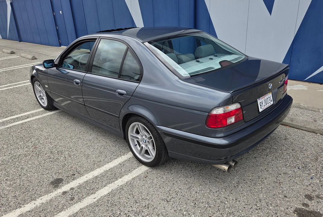 2000 BMW E39 540i - Image 13 of 31