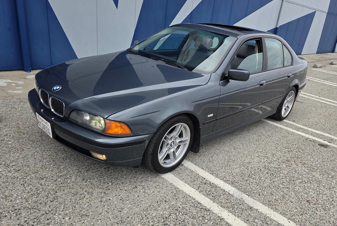 2000 BMW E39 540i - Image 8 of 31