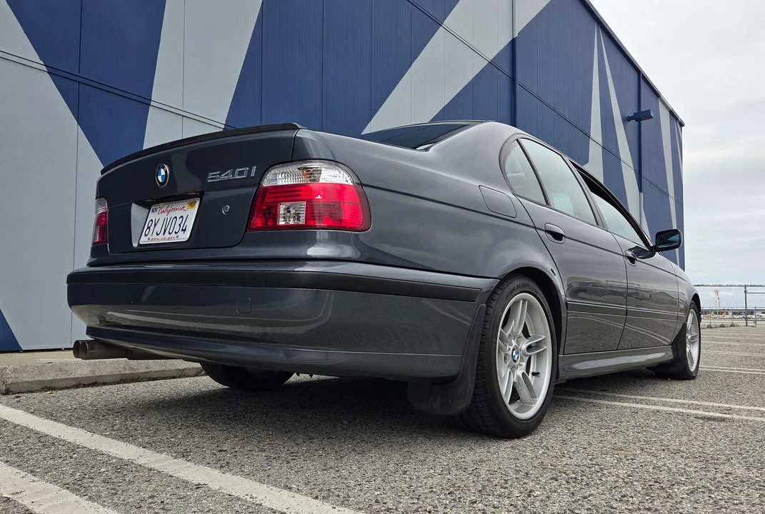 2000 BMW E39 540i - Image 19 of 31