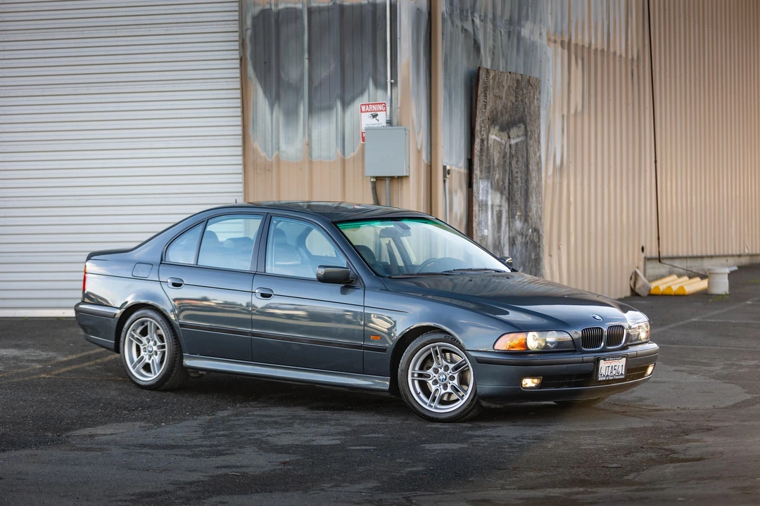 2000 BMW E39 540i - Image 30 of 31